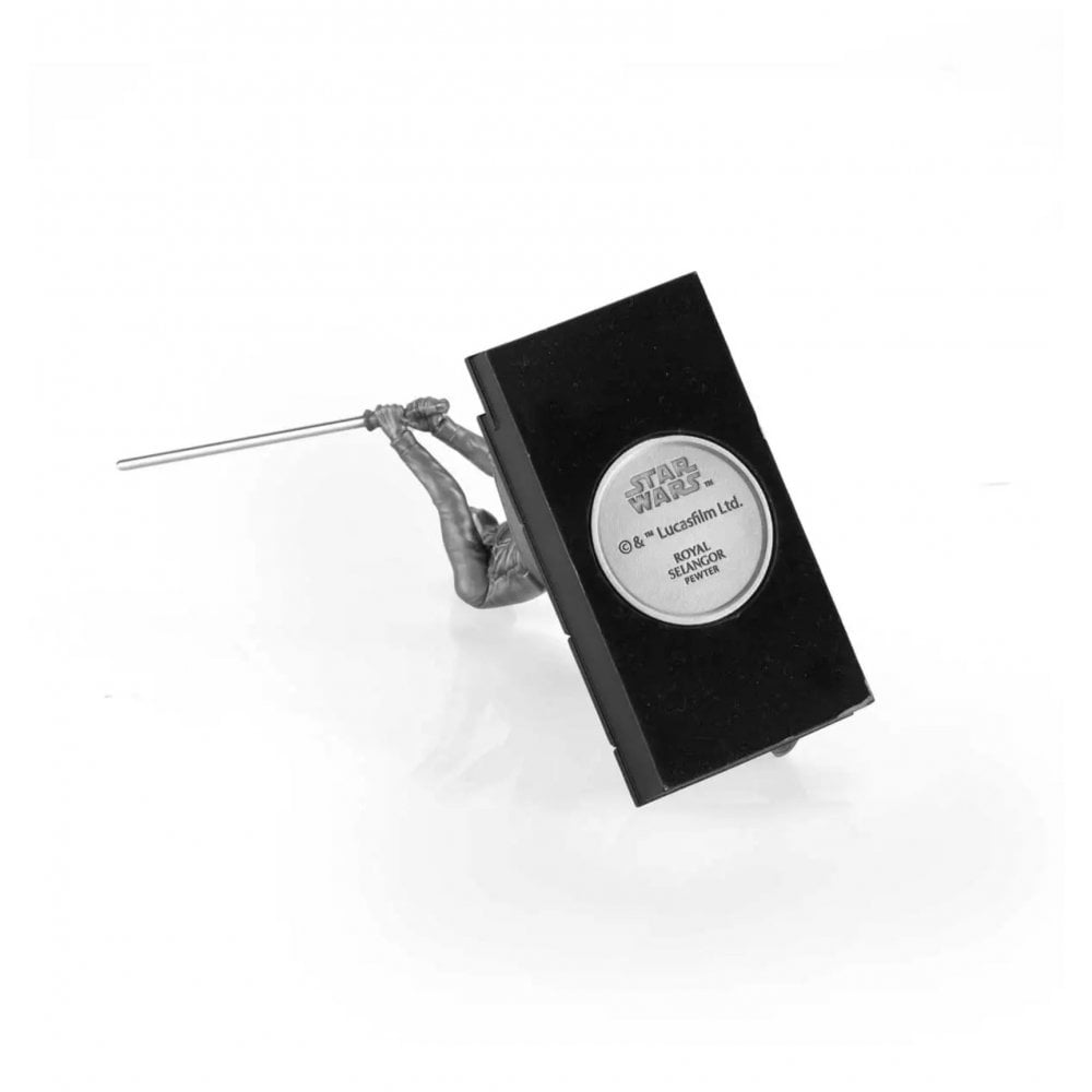 Luke Skywalker Lightsaber Duel Figurine 0179056