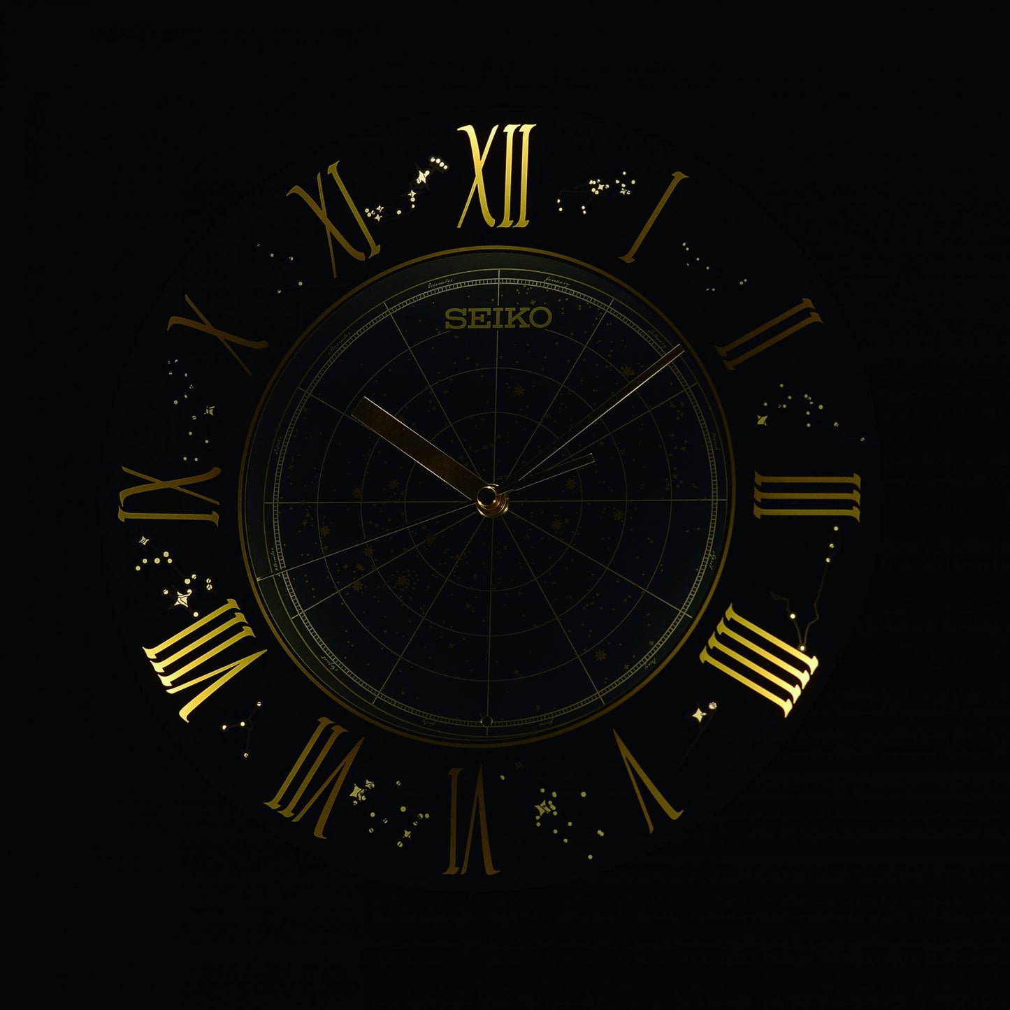 Blue Round Battery Wall Clock Constellation QHA013L