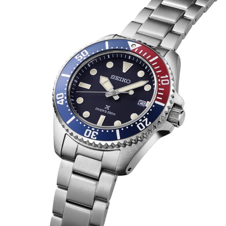 Prospex Steel Diver's Solar Watch Blue Red Blue SNE595P1