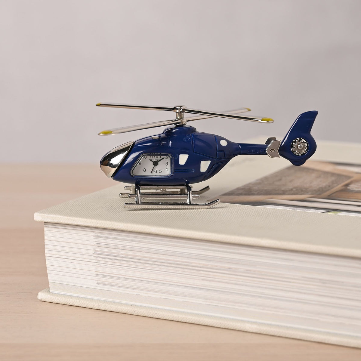 9531 Miniature Quartz Battery Helicopter Desk Clock by Widdop on table top