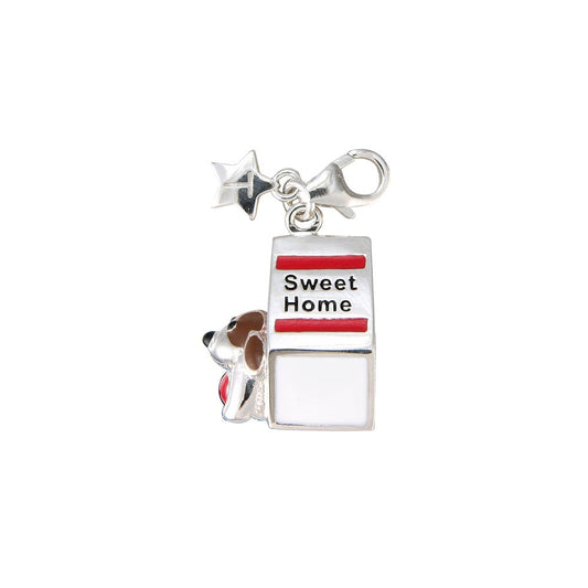 Silver Dog in Kennel Charm SCH97