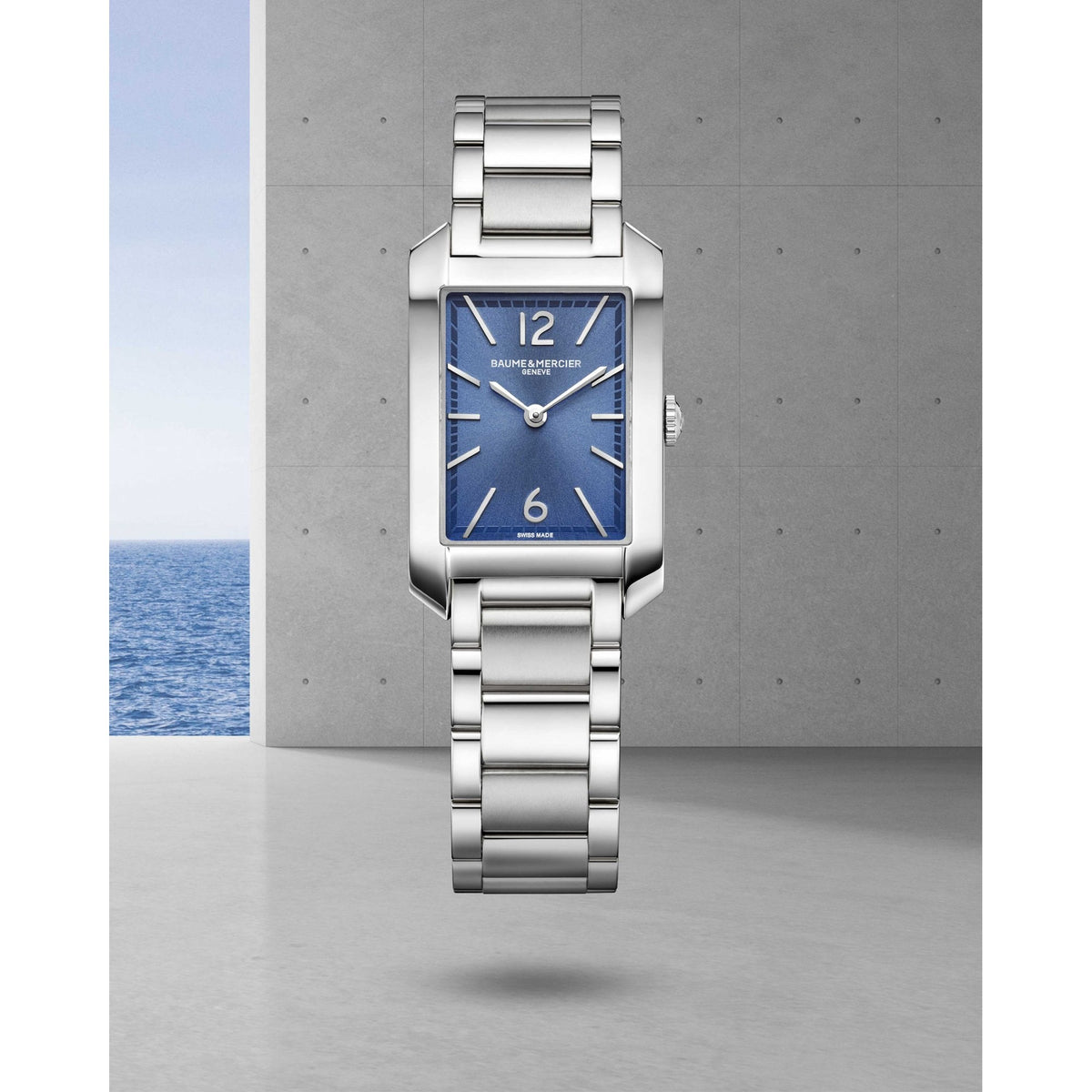 Ladies Stainless Steel Quartz Watch on Bracelet Hampton 10476