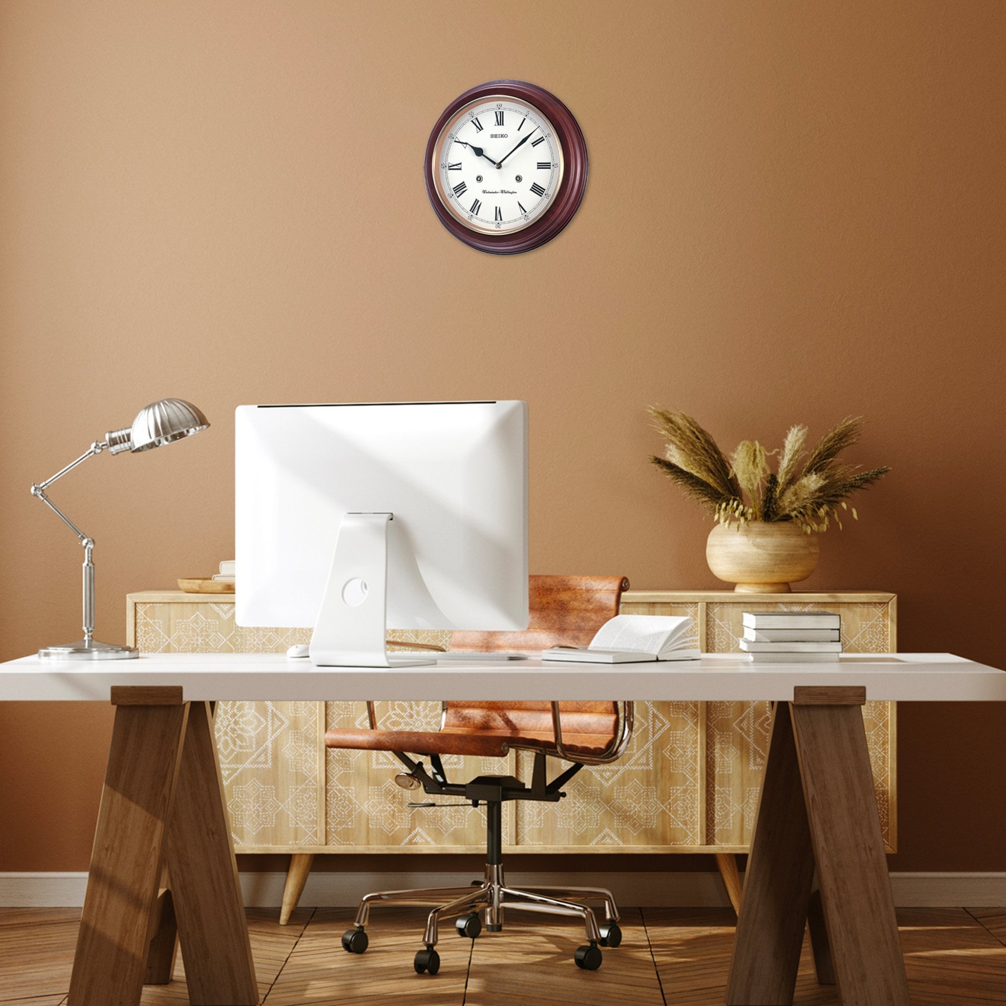 ブラウン シャンデリア置時計 カラクリ SEIKOQUARTZ Dark Wood Westminster Chime Battery Wall Clock QXH202B