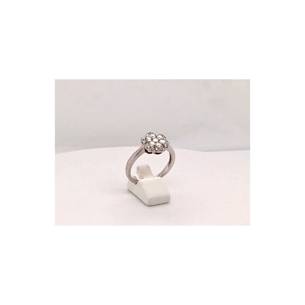 18ct White Gold Ladies Diamond Cluster Ring 0.74 Carat