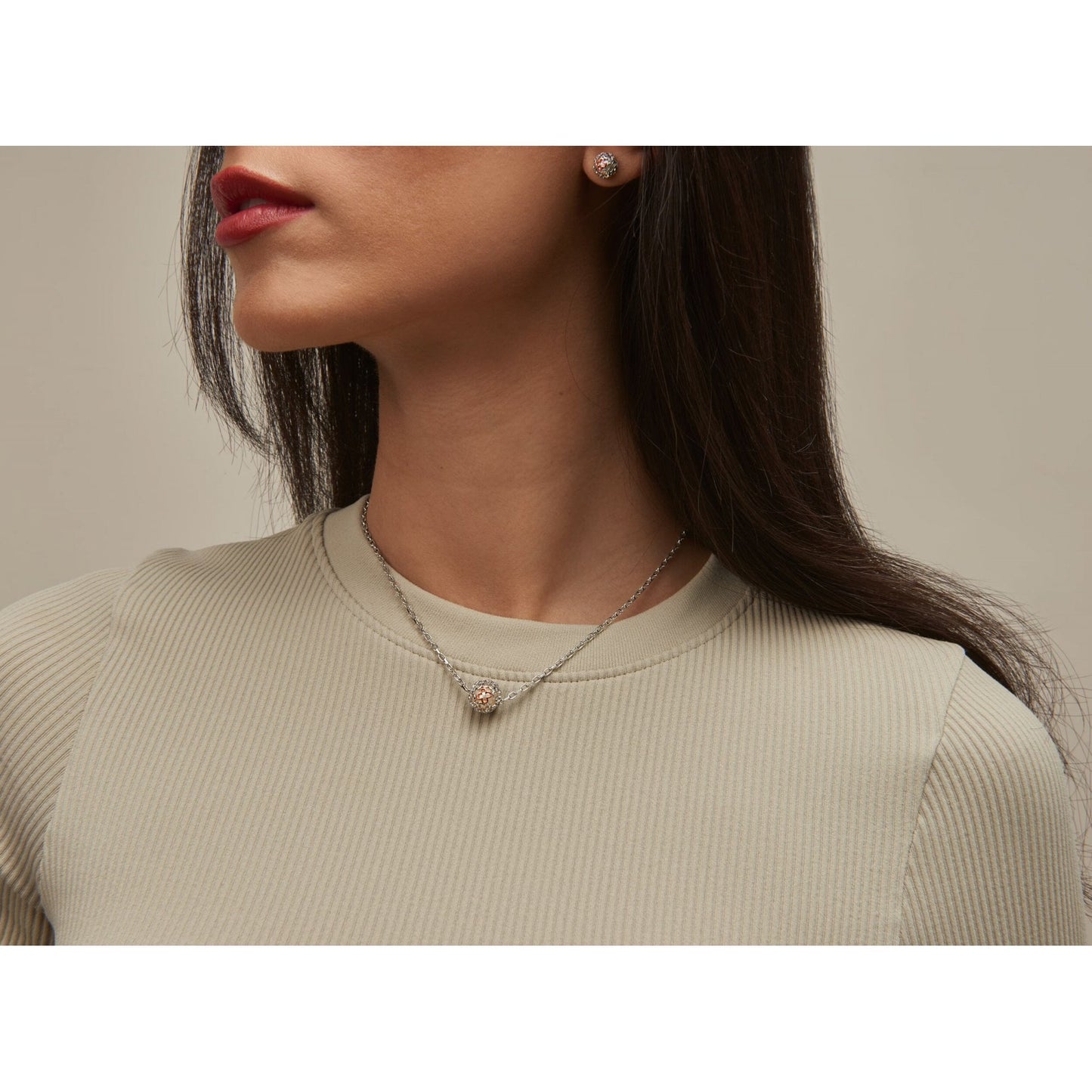 Silver and Gold Tudor Court Spherical Pearl Necklace 3STDC0337