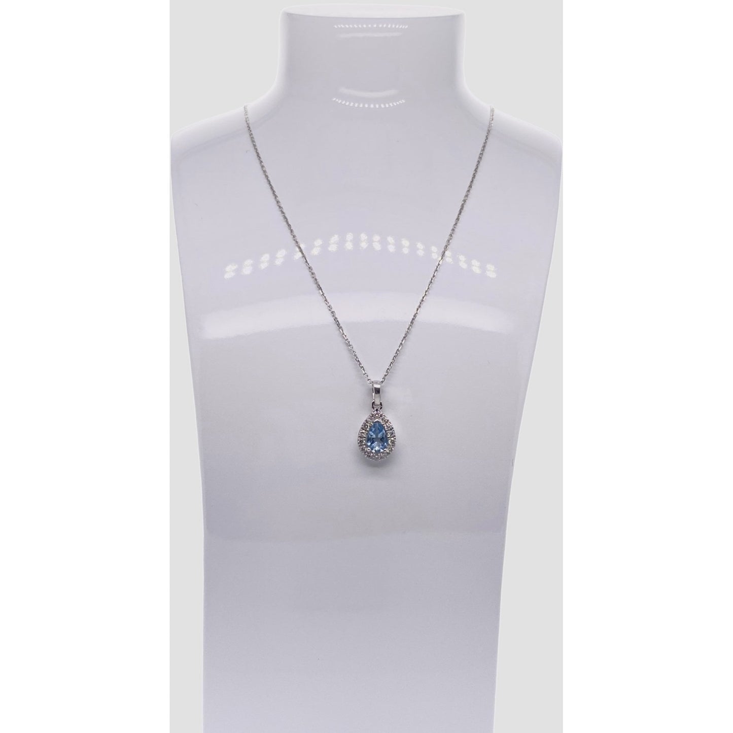 9ct White Gold Ladies Aquamarine and Diamond Cluster Pendant