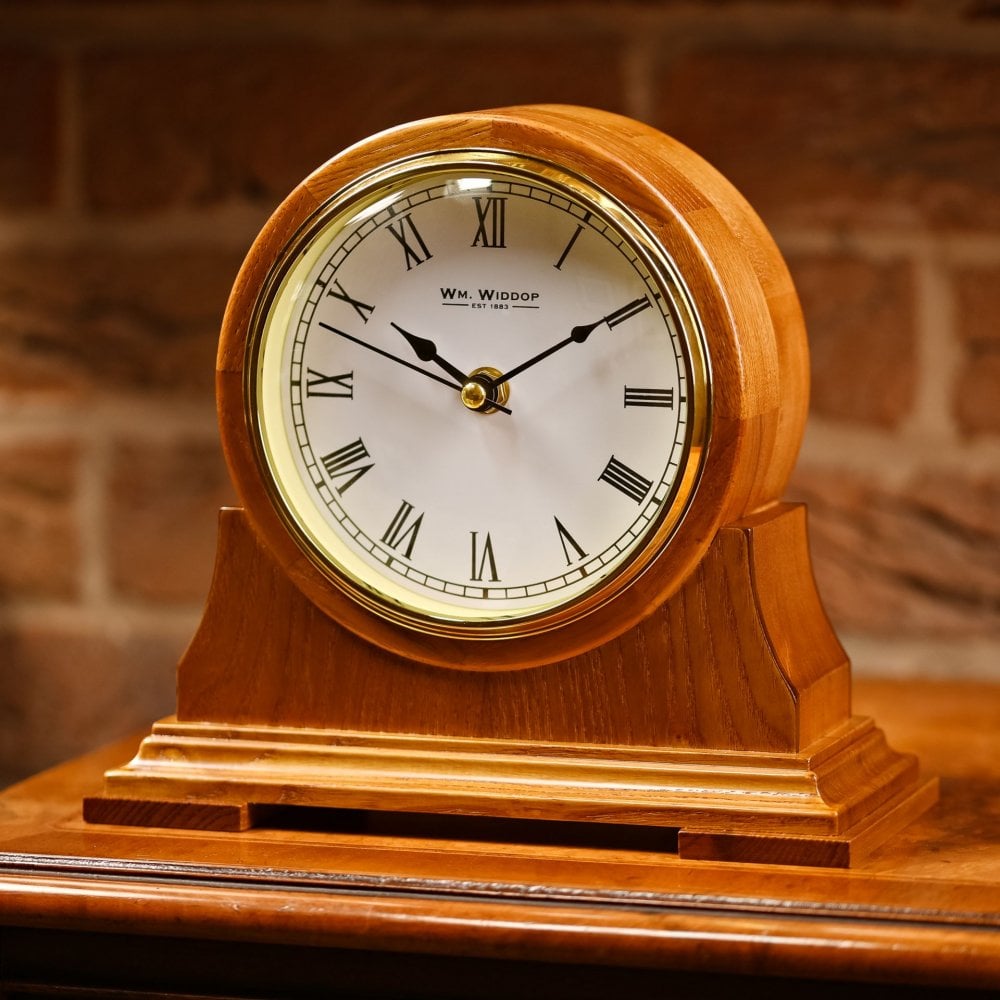 Wooden Oak Finish Quartz Mantel Clock W2714
