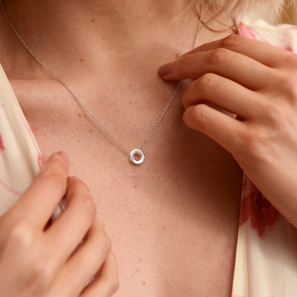 Sterling Silver Ladies Amulets Circle Diamond Pendant DP892
