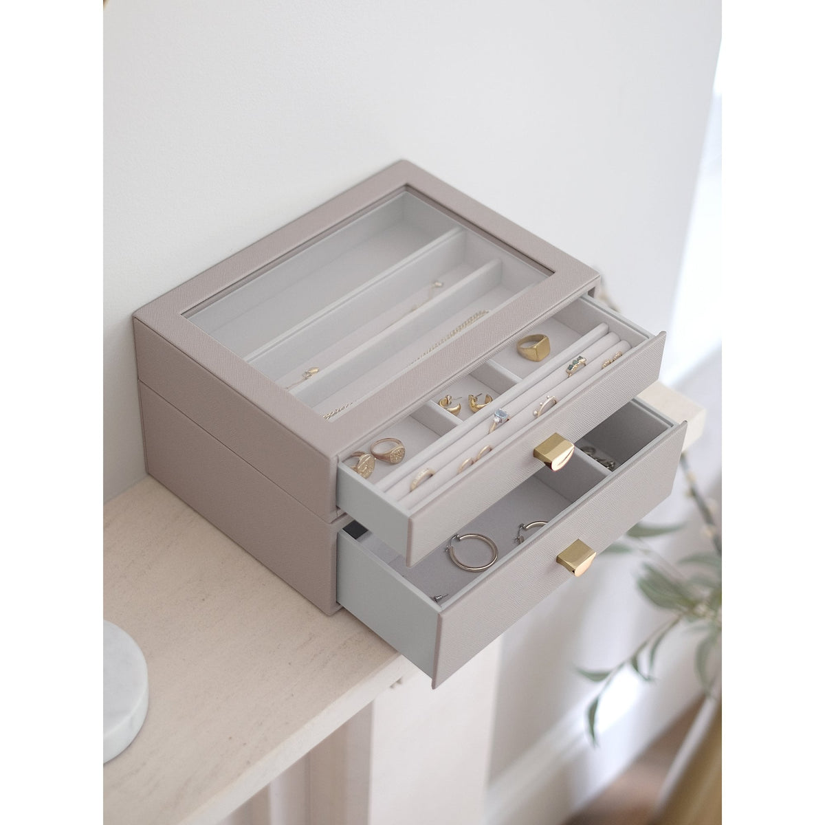 Ladies Taupe Faux Leather Classic Display Jewellery Box 76057