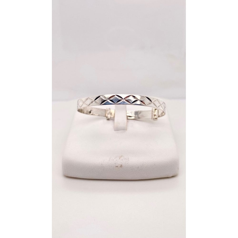 Sterling Silver Expandable Baby Bangle Diamond Cut SCE4I