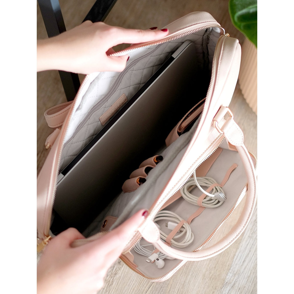 Ladies Blush Faux Leather Laptop Bag - Up to 15" 74423