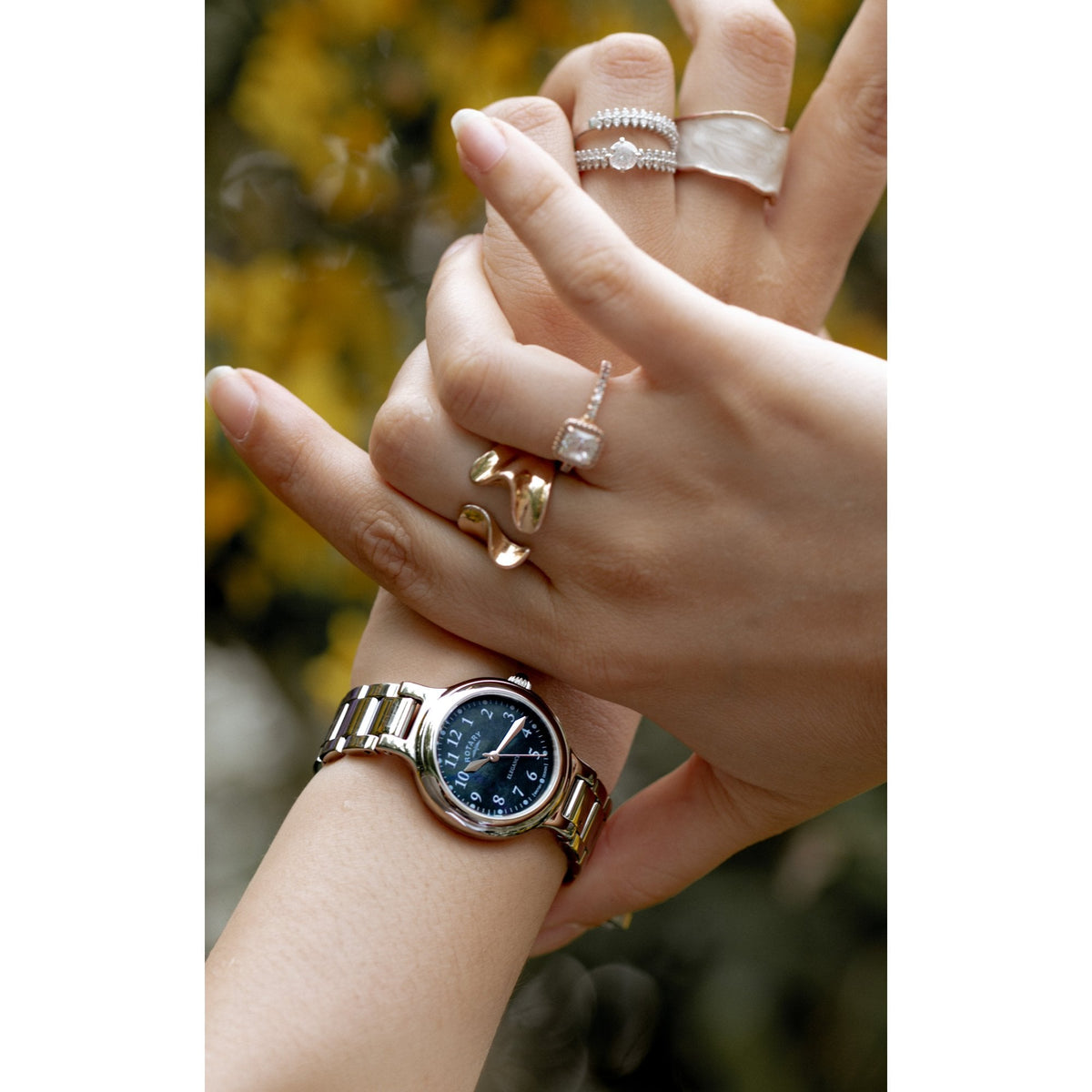 Ladies Steel Battery Watch on Bracelet 'Elegance' LB05135/38