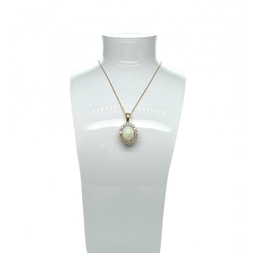9ct Yellow Gold Ladies Opal & Diamond Cluster Pendant & Chian