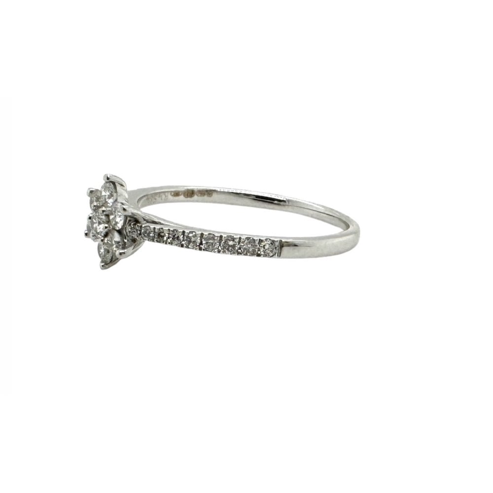 18ct White Gold Claw Set Diamond Cluster Ring 0.40ct