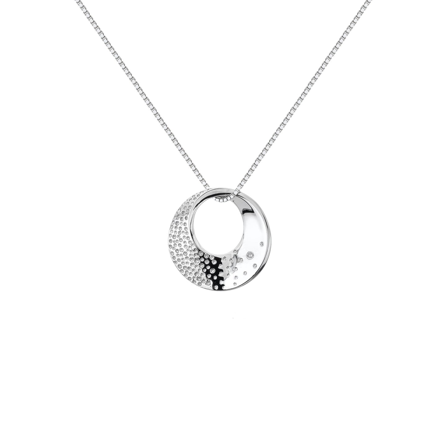 Sterling Silver Ladies Quest Circle Diamond Pendant DP786
