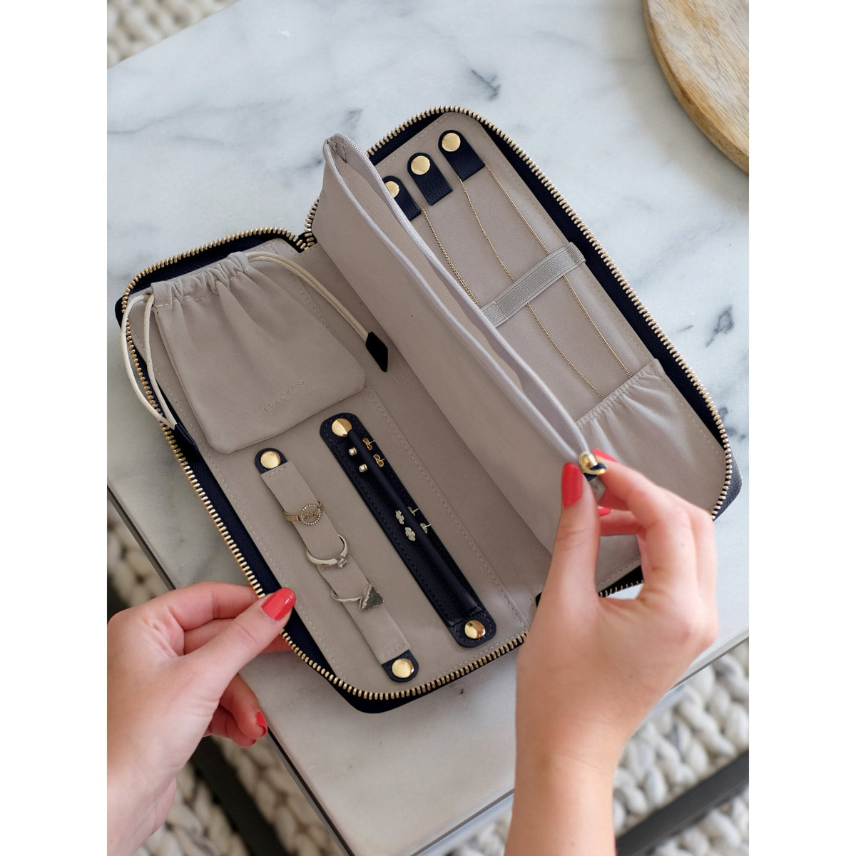 Ladies Navy Faux Leather Jewellery Roll 76000