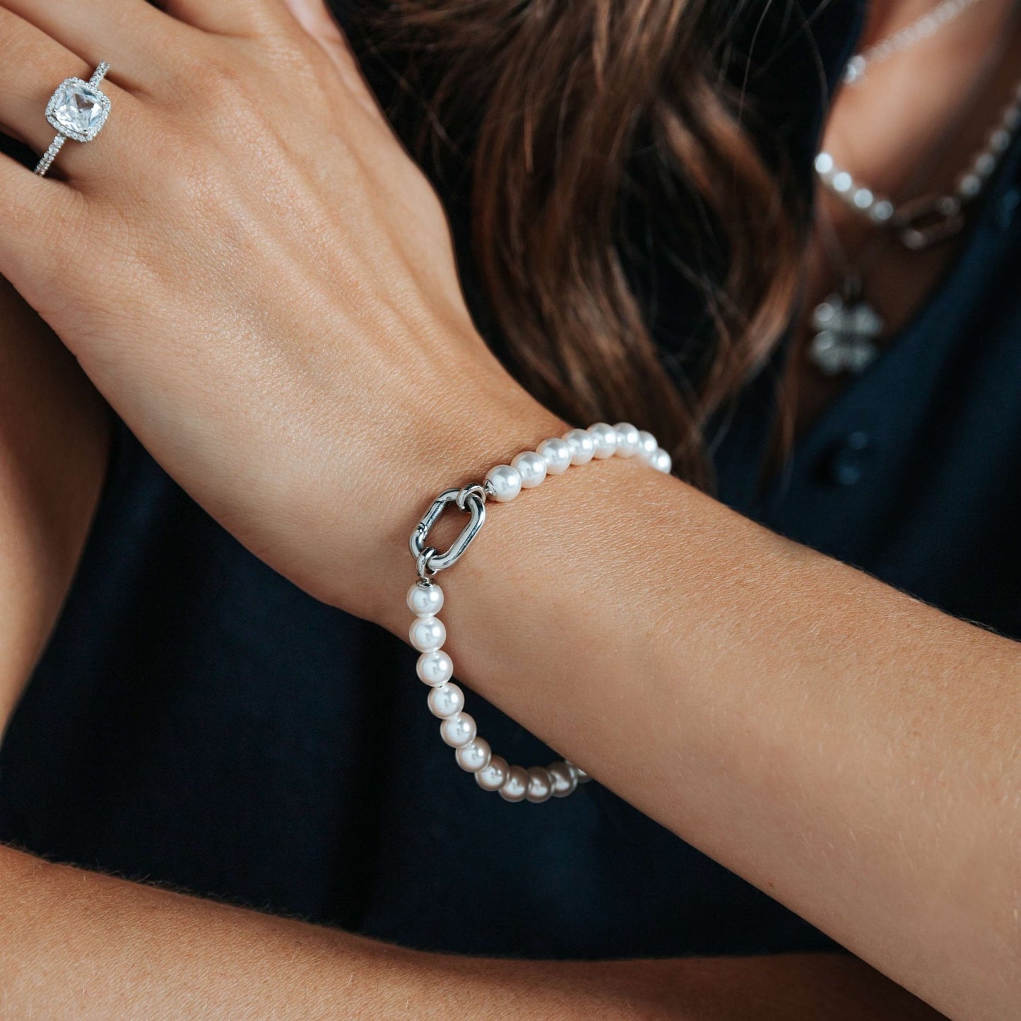 Sterling Silver Ladies Simulated Pearl White Bracelet 23037PW