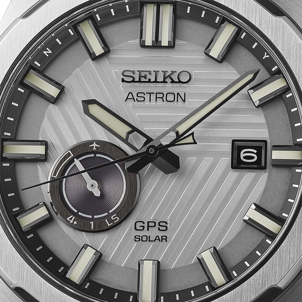 Gents GPS Solar Titanium Watch Silvertone Earth SSJ037J1