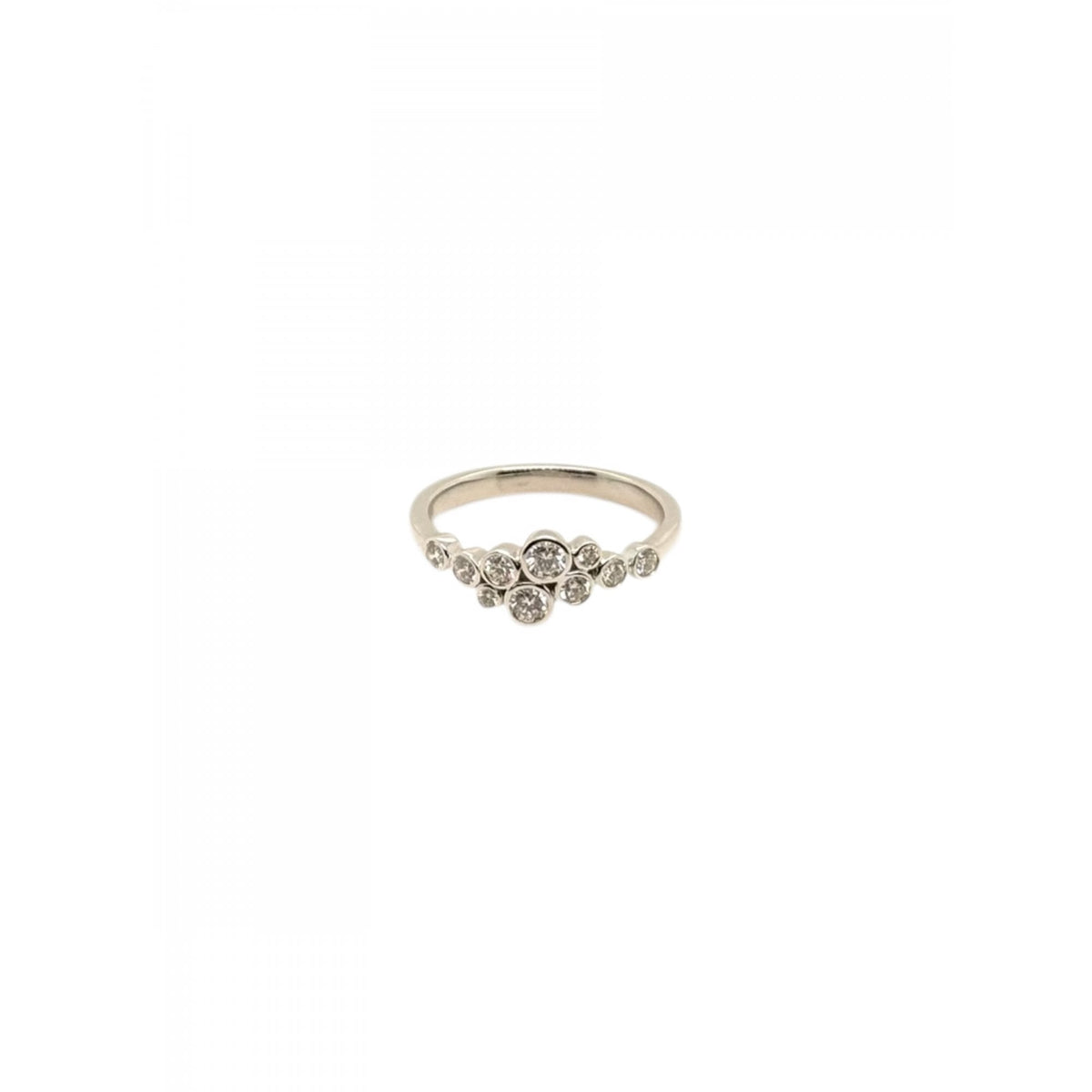 Ladies 18ct White Gold Diamond Dress Ring