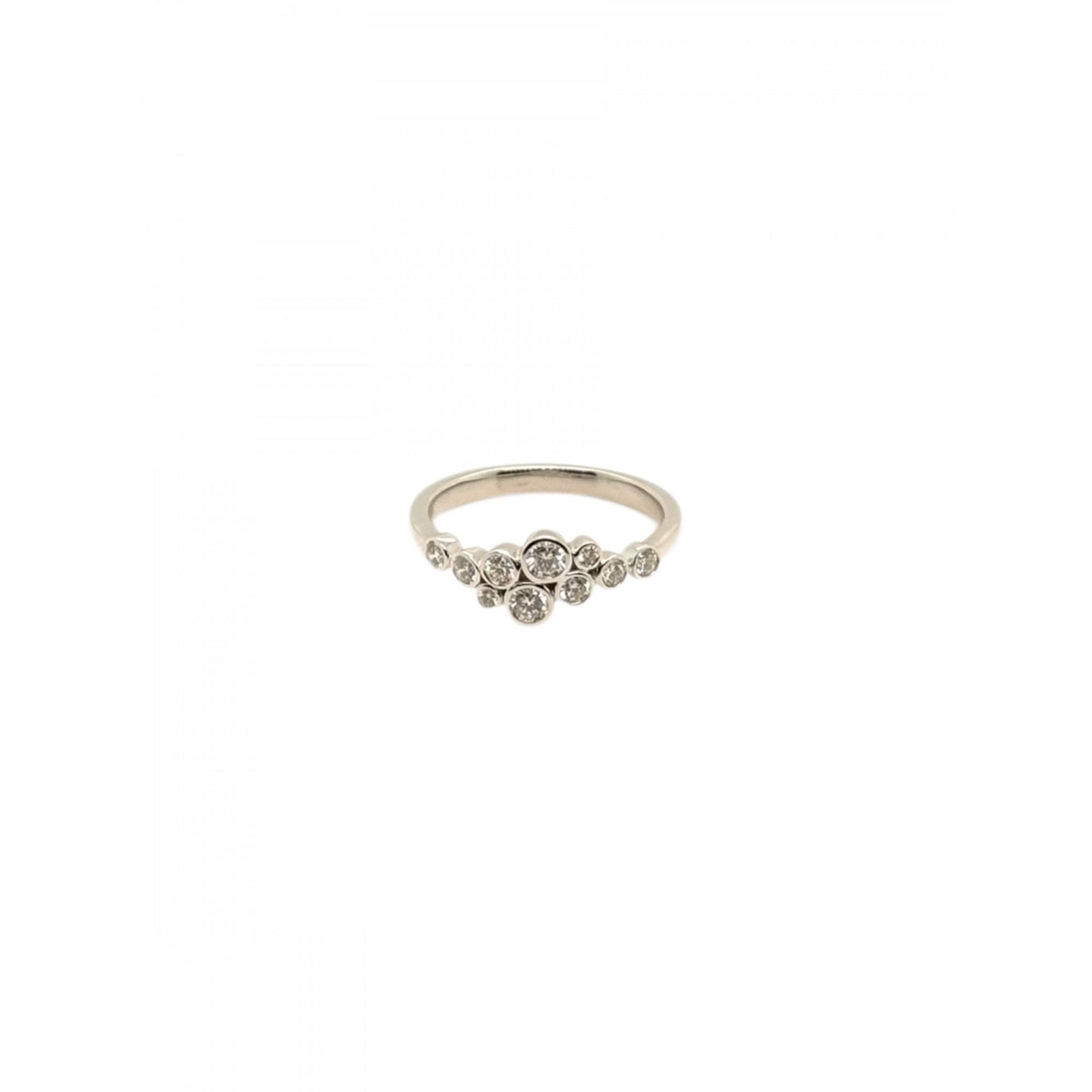 Ladies 18ct White Gold Diamond Dress Ring