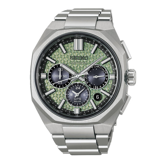 Gents Titanium GPS Solar Limited Edition Watch Crystal Green HAB005J1