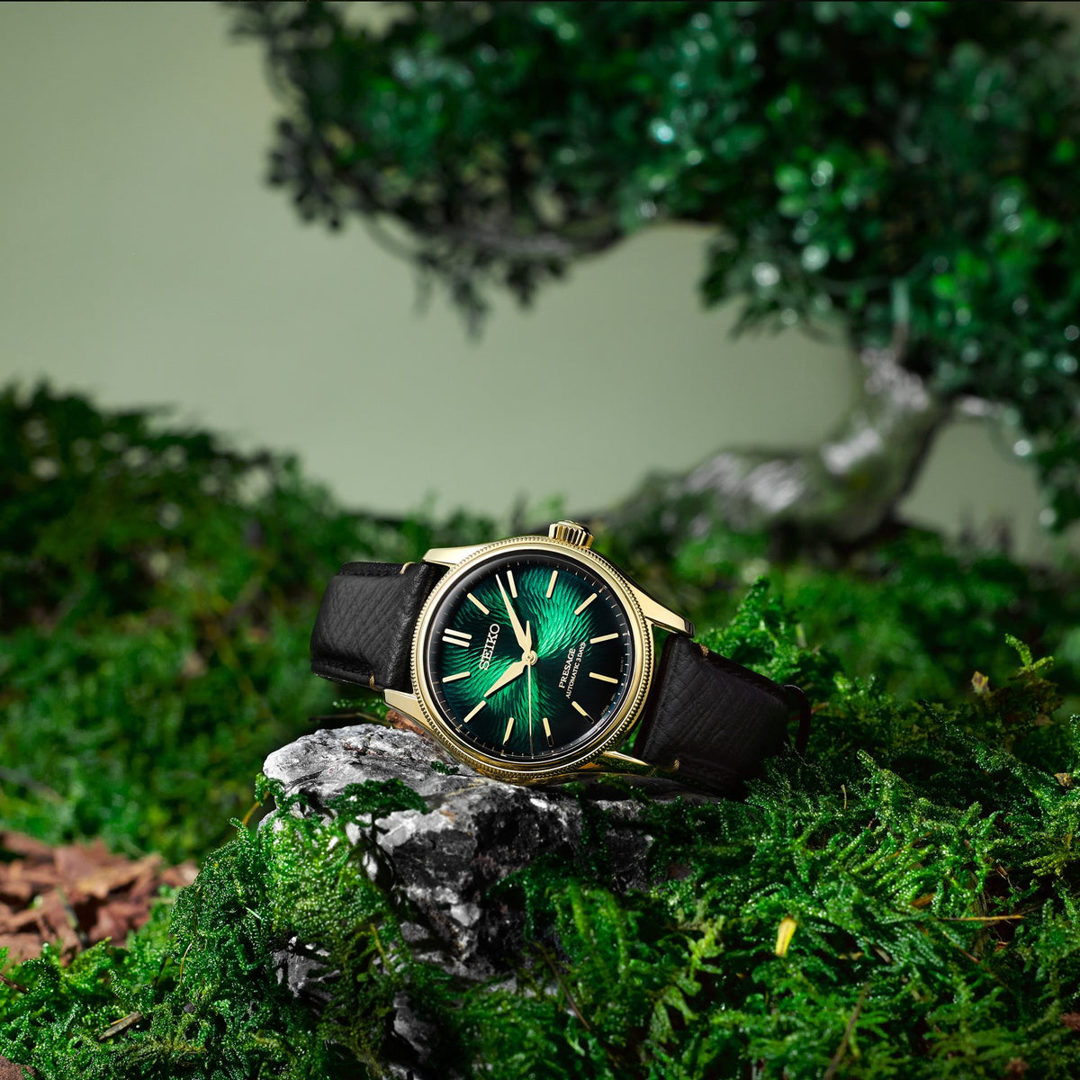 Presage Classic Series Limited Edition Automatic Watch in Matsuba-iro green HCC009J1