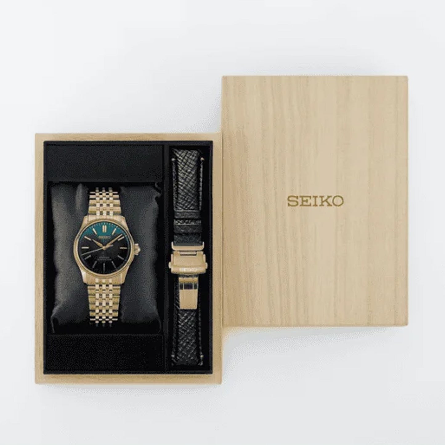 Presage Classic Series Limited Edition Automatic Watch in Matsuba-iro green HCC009J1
