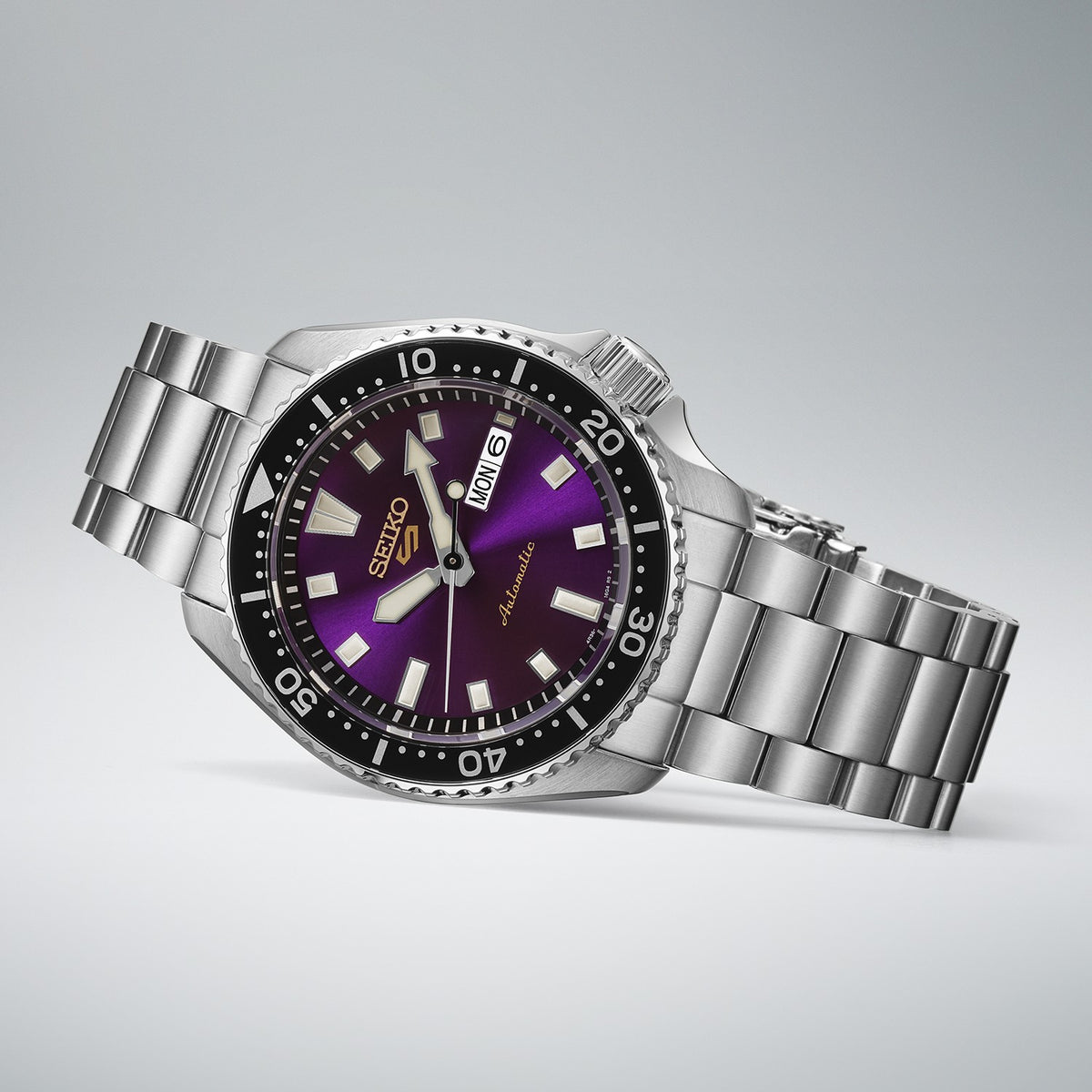 HDB003K1 Seiko 5 Sports Gents 145th Anniversary Limited Edition Automatic Watch in Edo Purple Angle
