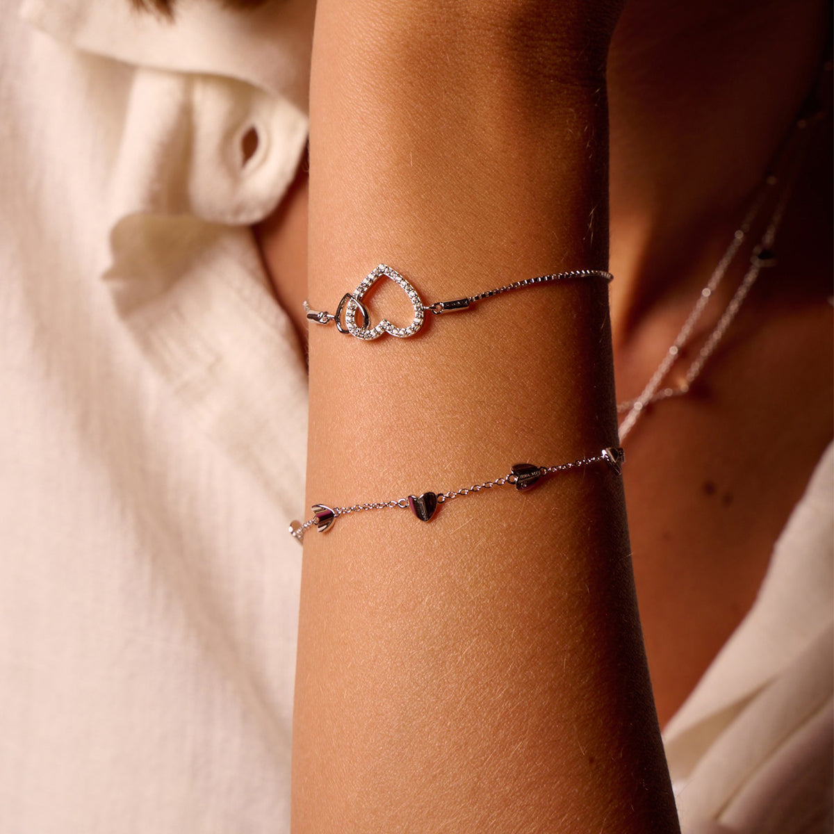 Ladies Sterling Silver Much Loved Station Heart Bracelet DL730 media