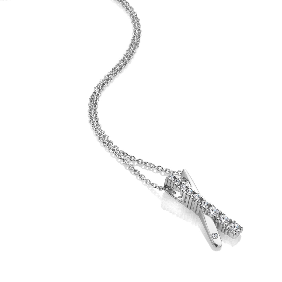 Hot Diamonds Ladies White Topaz Crossover Pendant DP1116 Close up